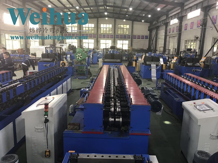 暗裝箱生產(chǎn)機器 暗裝箱生產(chǎn)機器