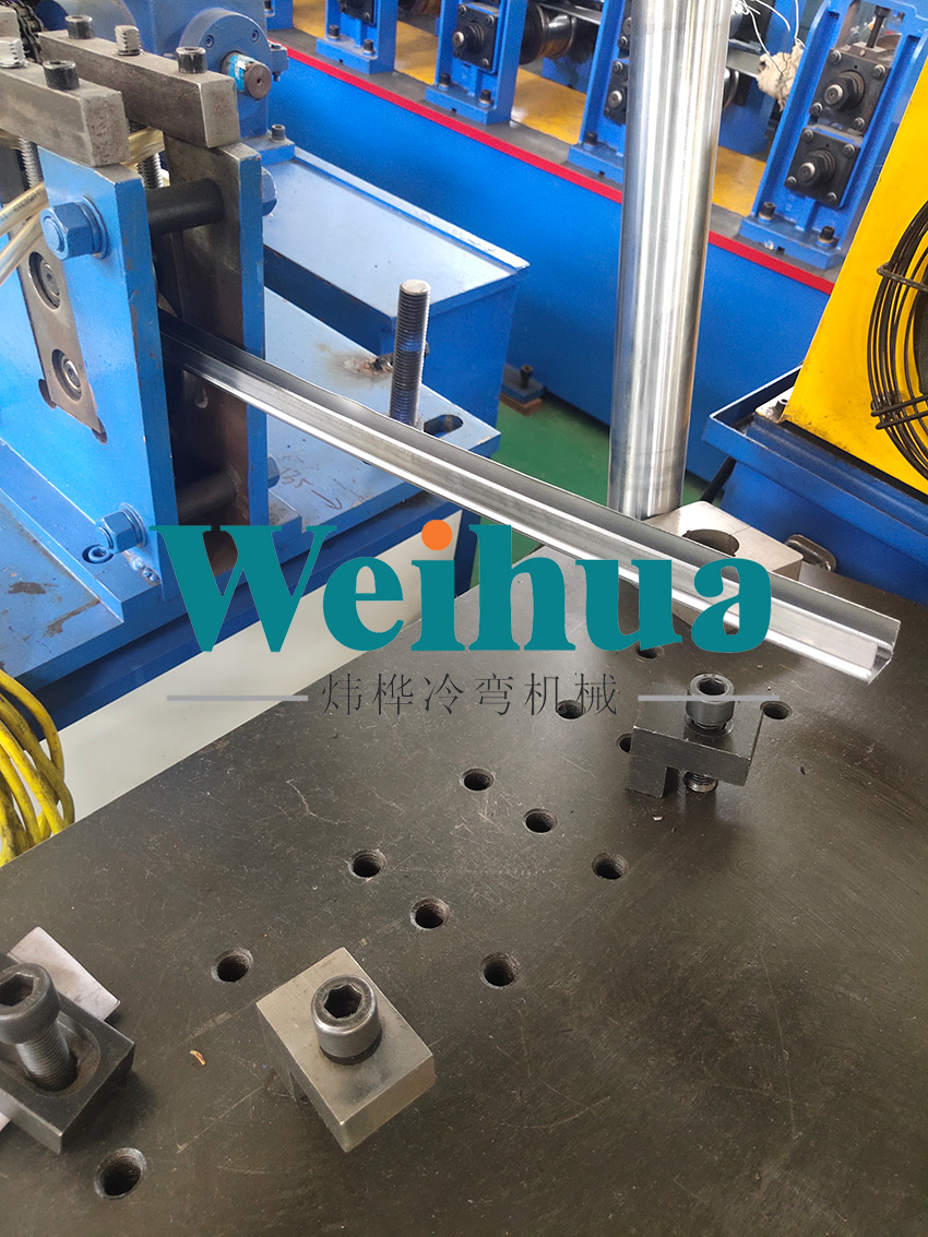 汽車玻璃導(dǎo)軌 汽車玻璃導(dǎo)軌